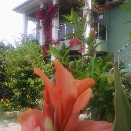 Keles & Restaurant Ostello